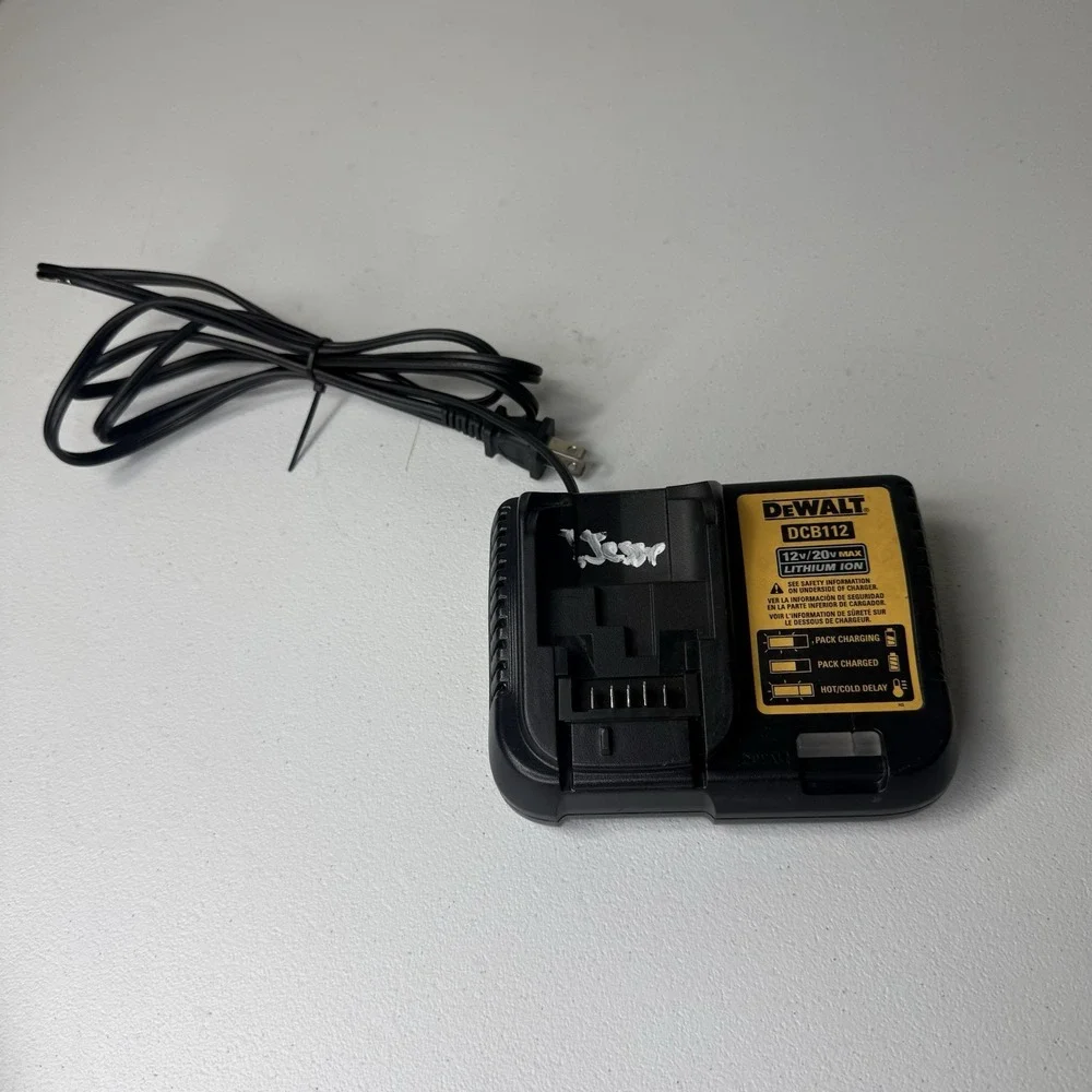 DEWALT DCB115 Lithium-Ion 12v 20v Battery Charger USED